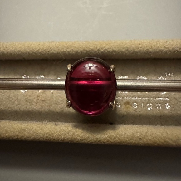 Pandora Jewelry - Pandora fuchsia rose oval cabochon in sterling silver. New!!